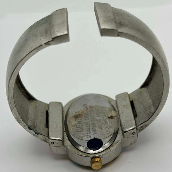 Gold Stone Oval Watch - Picture 4 of 4